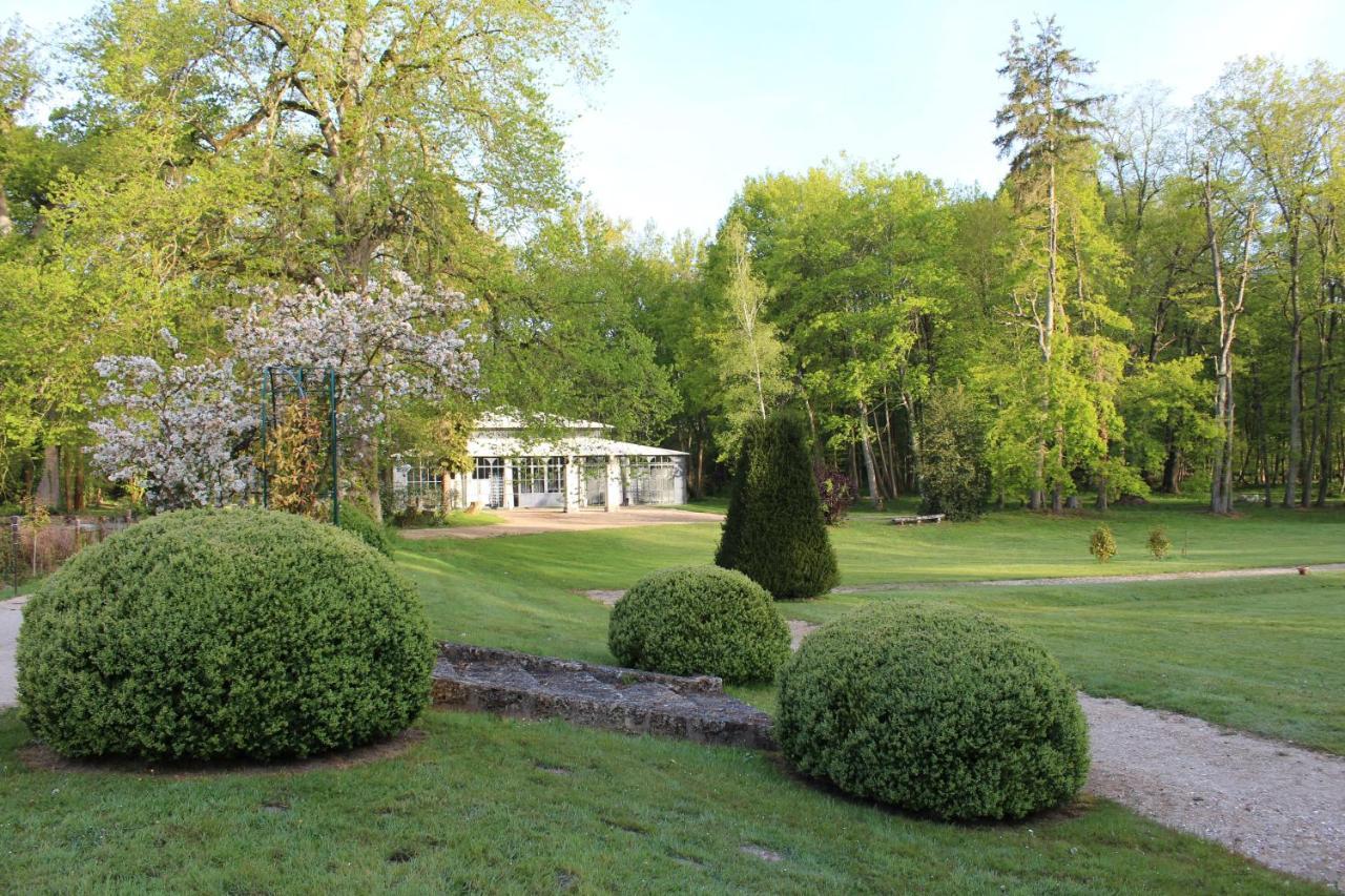Chateau De La Cour Senlisse Exterior photo